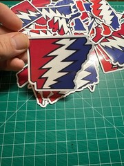 Arkansas Stealie – Grateful Dead – Laminated Vinyl Sticker – 2″x3″