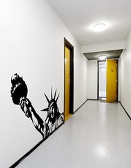 Statue of Liberty Vinyl Wall Decal Sticker. New York Theme Decor. NYC. #122