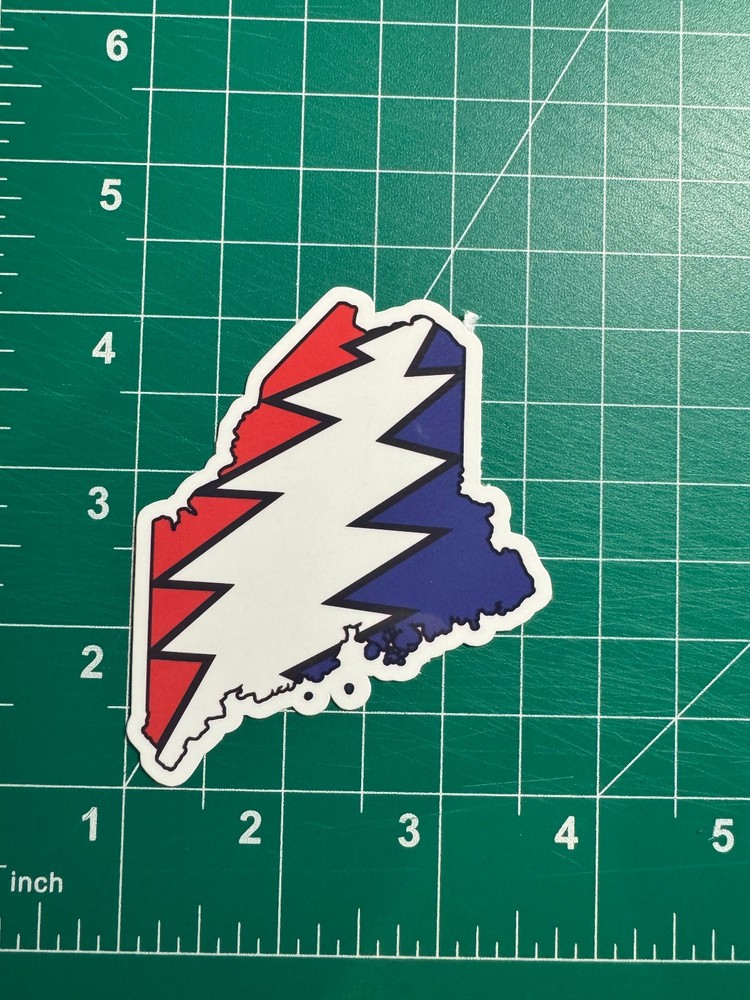 Maine Stealie – Grateful Dead – Laminated Vinyl Sticker 2.5″x3″