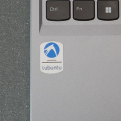 Linux PC Case Stickers – Choose one!