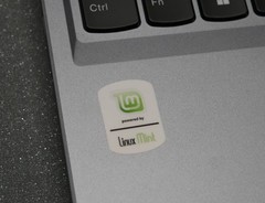 Linux PC Case Stickers – Choose one!