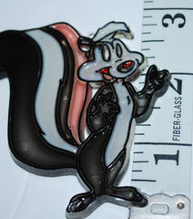 Suncatcher Pepe Le Pew Looney tunes Plastic Multicolor Approximately 3″ X 3″