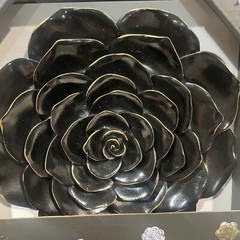 Wall 3rd Flower Decoration For any Room. Very Pretty. Brand New!
