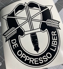 Vinyl Decal – U.S. Army Special Forces Crest, Various Sizes & Colors